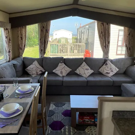 Pk Holiday Home - With Decking Great Yarmouth Exterior photo